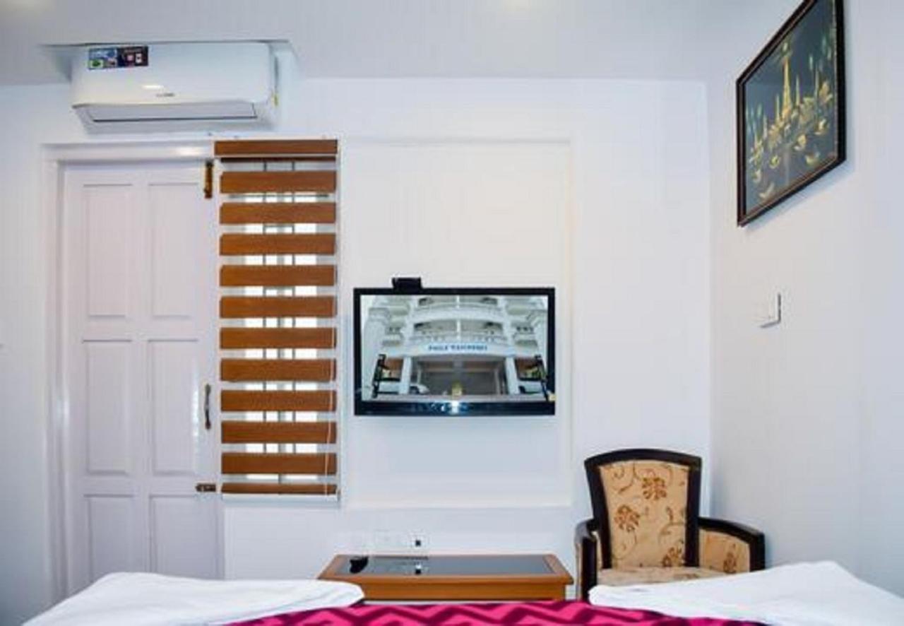 Hotel Phils' Residency & Banquets Kochi Exteriér fotografie