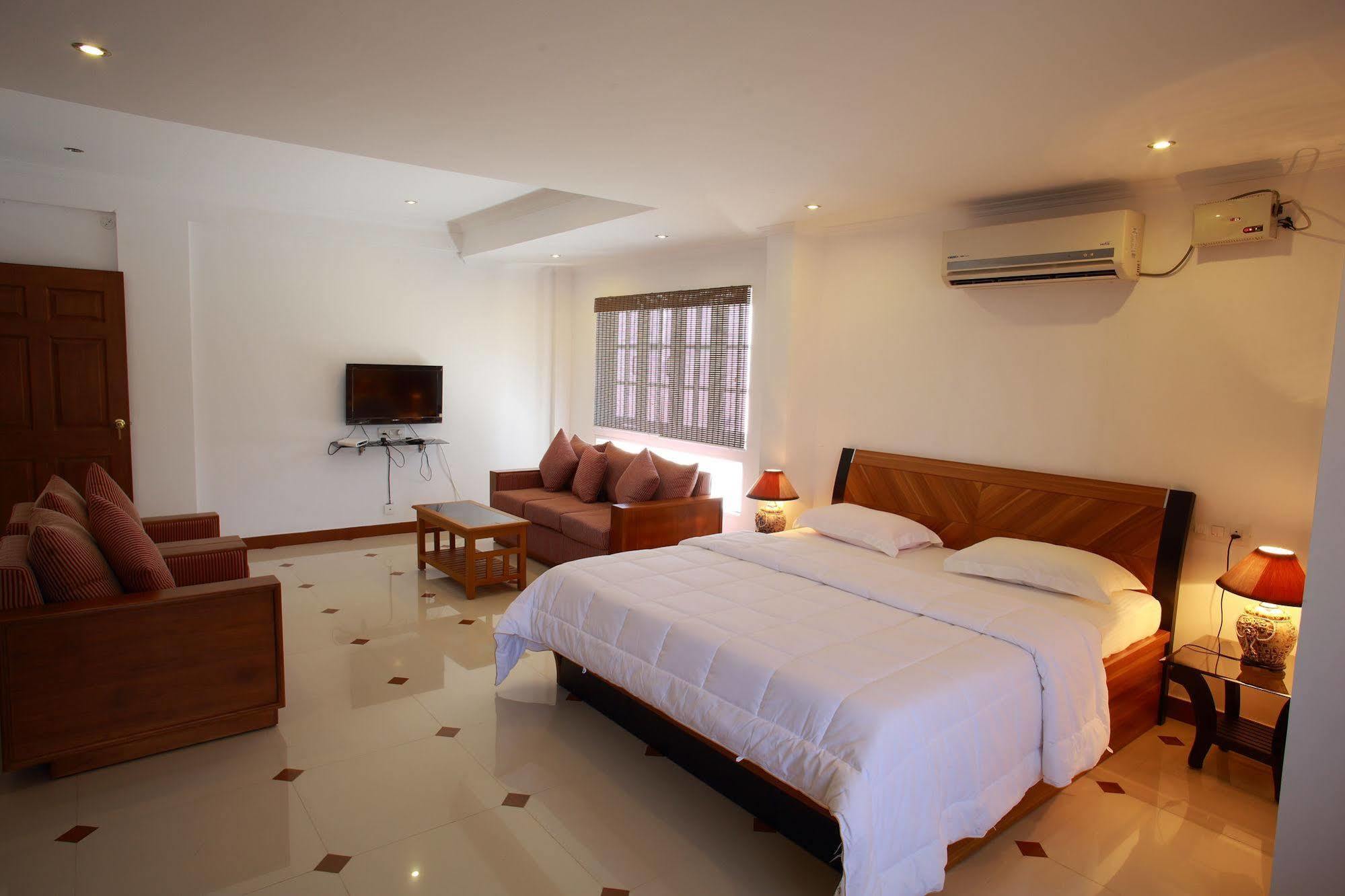 Hotel Phils' Residency & Banquets Kochi Exteriér fotografie